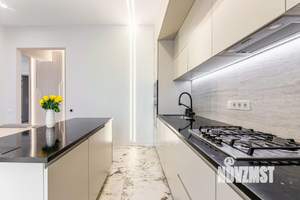 3-к квартира, вторичка, 113м2, 2/8 этаж