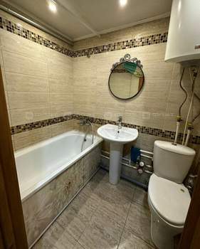 2-к квартира, вторичка, 43м2, 1/9 этаж