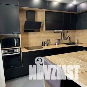 2-к квартира, вторичка, 62м2, 2/18 этаж