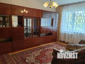 3-к квартира, вторичка, 60м2, 1/5 этаж