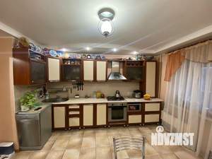 4-к квартира, вторичка, 105м2, 4/5 этаж