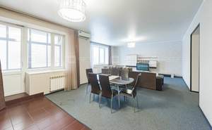 2-к квартира, вторичка, 130м2, 2/9 этаж