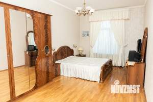 4-к квартира, вторичка, 159м2, 4/6 этаж