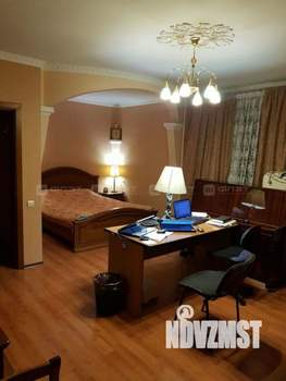 3-к квартира, вторичка, 125м2, 3/6 этаж