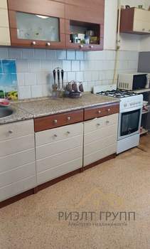 2-к квартира, вторичка, 56м2, 1/9 этаж