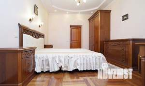 3-к квартира, вторичка, 96м2, 2/5 этаж