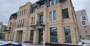 3-к квартира, вторичка, 100м2, 3/3 этаж