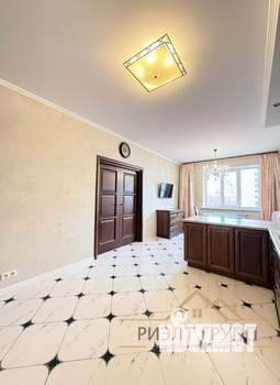 3-к квартира, вторичка, 120м2, 4/9 этаж