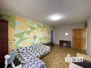 2-к квартира, вторичка, 47м2, 3/5 этаж