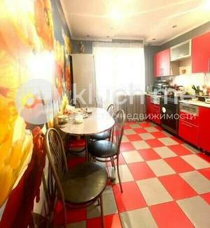 4-к квартира, вторичка, 81м2, 10/10 этаж