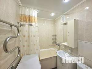 2-к квартира, вторичка, 42м2, 5/5 этаж