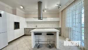 3-к квартира, вторичка, 100м2, 7/19 этаж