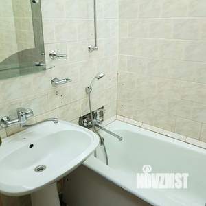 2-к квартира, вторичка, 47м2, 8/9 этаж