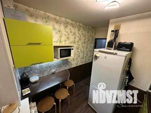 3-к квартира, вторичка, 56м2, 2/2 этаж