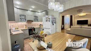 3-к квартира, вторичка, 82м2, 3/8 этаж
