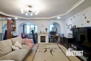 3-к квартира, вторичка, 102м2, 2/5 этаж