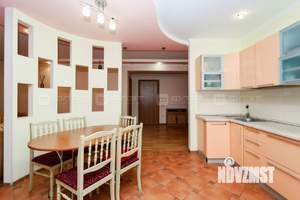 3-к квартира, вторичка, 110м2, 2/10 этаж