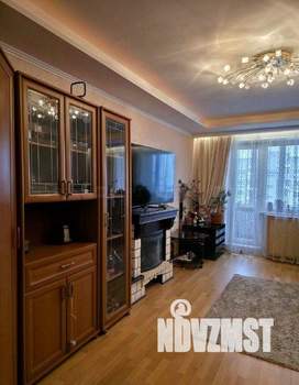 4-к квартира, вторичка, 84м2, 4/9 этаж