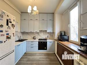 3-к квартира, вторичка, 80м2, 1/5 этаж