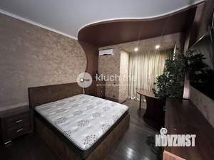 4-к квартира, вторичка, 132м2, 2/9 этаж