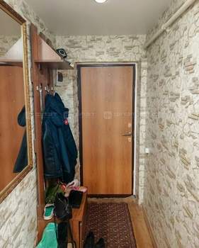 2-к квартира, вторичка, 54м2, 1/9 этаж