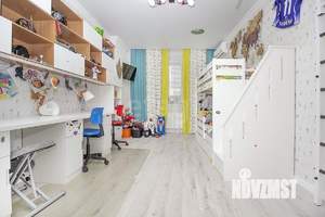 3-к квартира, вторичка, 104м2, 8/19 этаж