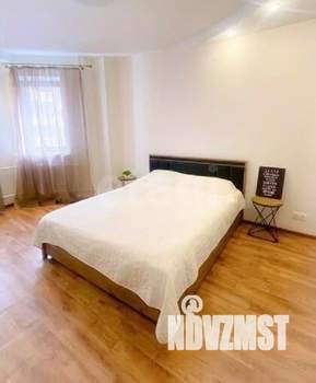 2-к квартира, вторичка, 65м2, 1/6 этаж