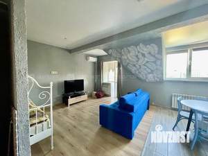 Студия квартира, вторичка, 200м2, 6/6 этаж