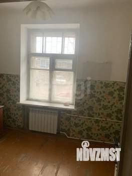 2-к квартира, вторичка, 52м2, 1/4 этаж