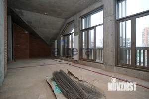 4-к квартира, вторичка, 180м2, 4/4 этаж