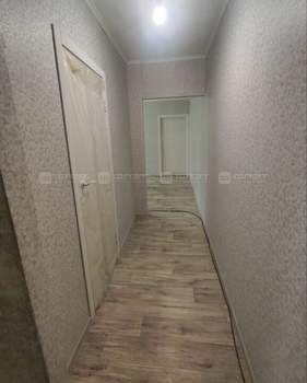 3-к квартира, вторичка, 58м2, 1/5 этаж