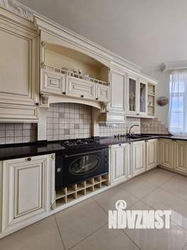 4-к квартира, вторичка, 130м2, 9/10 этаж