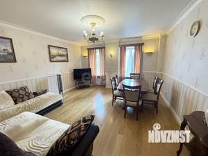 3-к квартира, вторичка, 73м2, 2/4 этаж