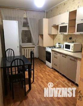 2-к квартира, вторичка, 59м2, 1/5 этаж