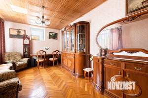 4-к квартира, вторичка, 104м2, 5/6 этаж