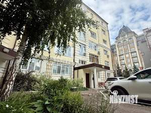 4-к квартира, вторичка, 120м2, 3/6 этаж