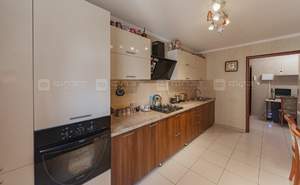 2-к квартира, вторичка, 71м2, 1/9 этаж