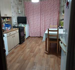 2-к квартира, вторичка, 56м2, 8/10 этаж