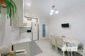 2-к квартира, вторичка, 75м2, 13/19 этаж