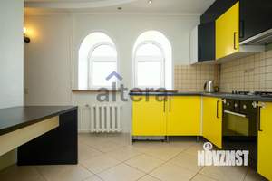 3-к квартира, вторичка, 104м2, 9/10 этаж