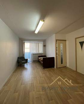 2-к квартира, вторичка, 42м2, 5/5 этаж