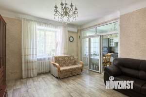 3-к квартира, вторичка, 81м2, 1/3 этаж