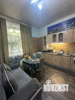 2-к квартира, вторичка, 38м2, 1/5 этаж