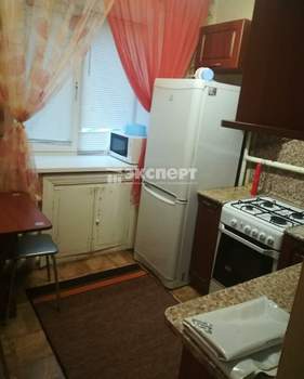 2-к квартира, вторичка, 43м2, 1/5 этаж