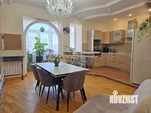 4-к квартира, вторичка, 164м2, 4/9 этаж