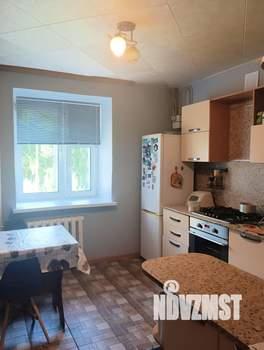 2-к квартира, вторичка, 52м2, 1/10 этаж