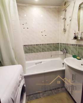 2-к квартира, вторичка, 50м2, 2/10 этаж