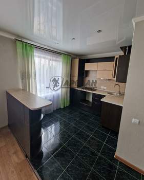 2-к квартира, вторичка, 52м2, 4/10 этаж