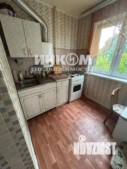 2-к квартира, вторичка, 42м2, 3/5 этаж