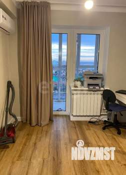 3-к квартира, вторичка, 77м2, 8/18 этаж
